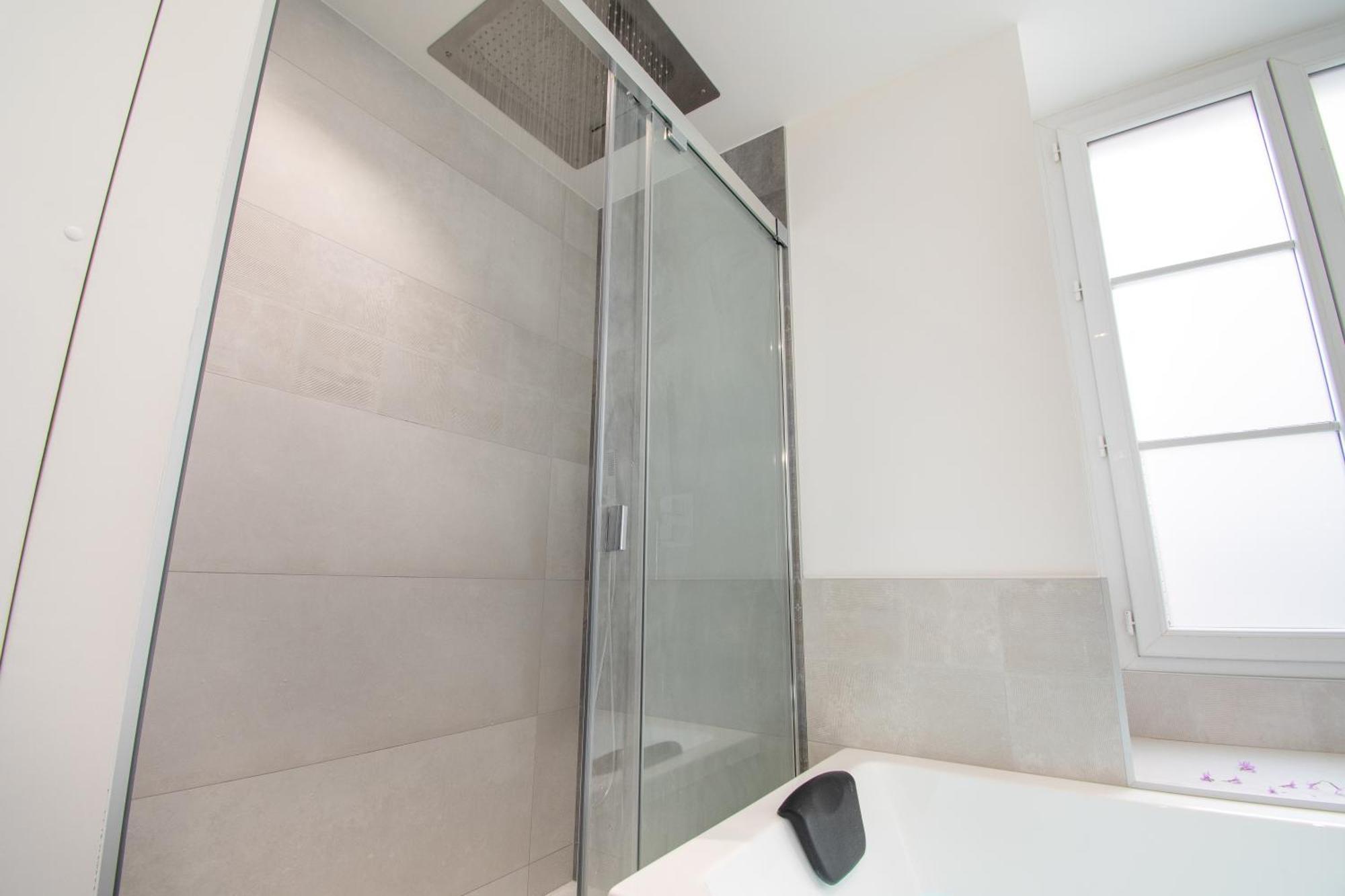 L'Appartement Des Ducs Avec Baignoire Double Nantes Exterior foto